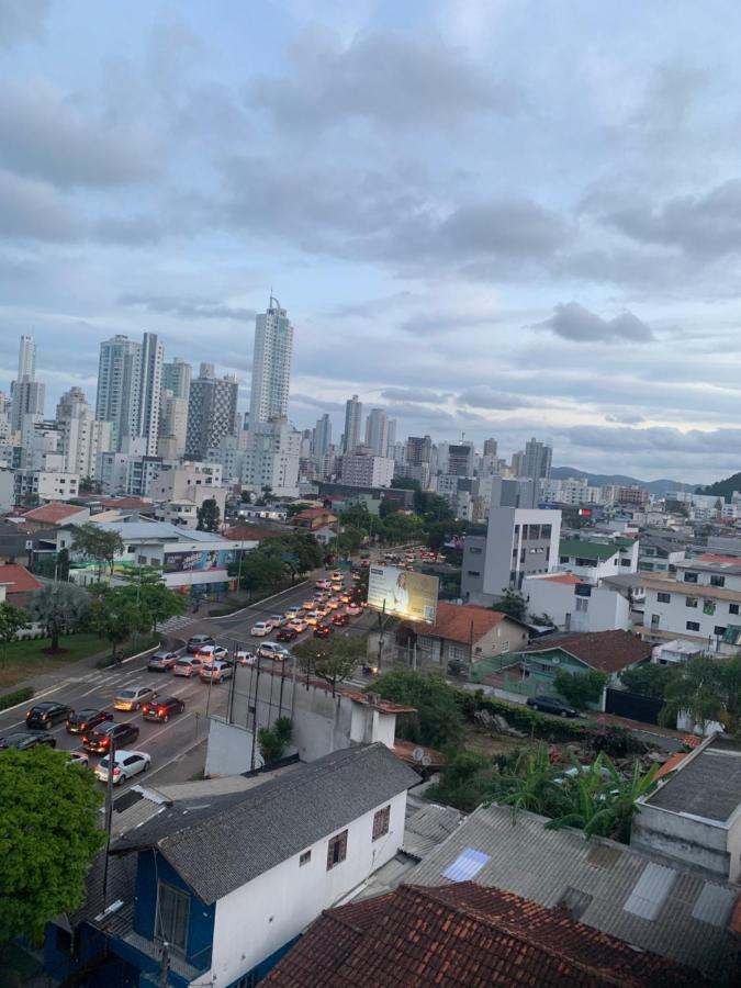 Encantos Dos Mares - Apartamento 5 - Balneário Camboriú Kültér fotó