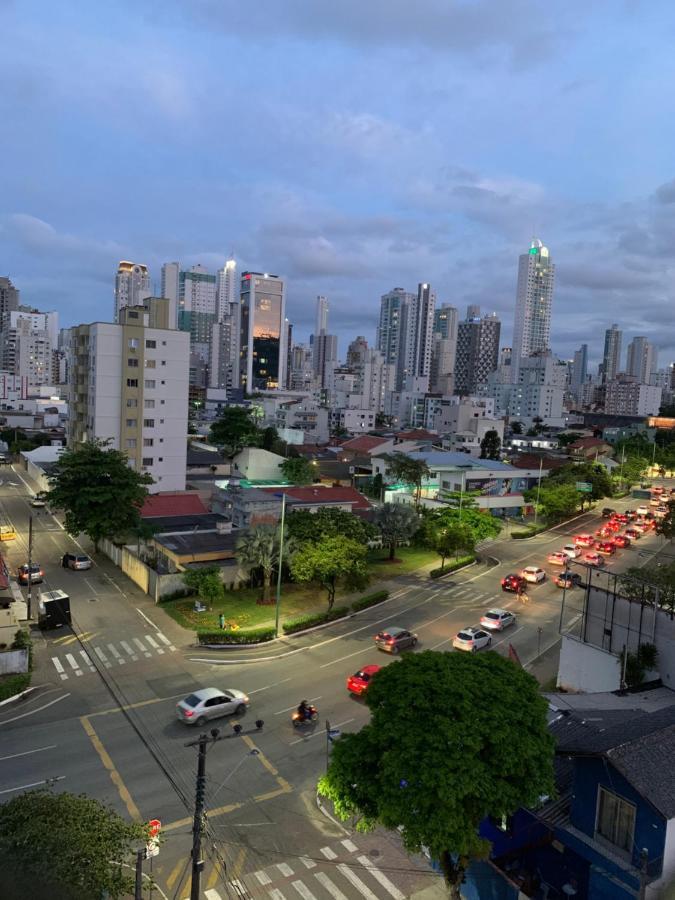 Encantos Dos Mares - Apartamento 5 - Balneário Camboriú Kültér fotó